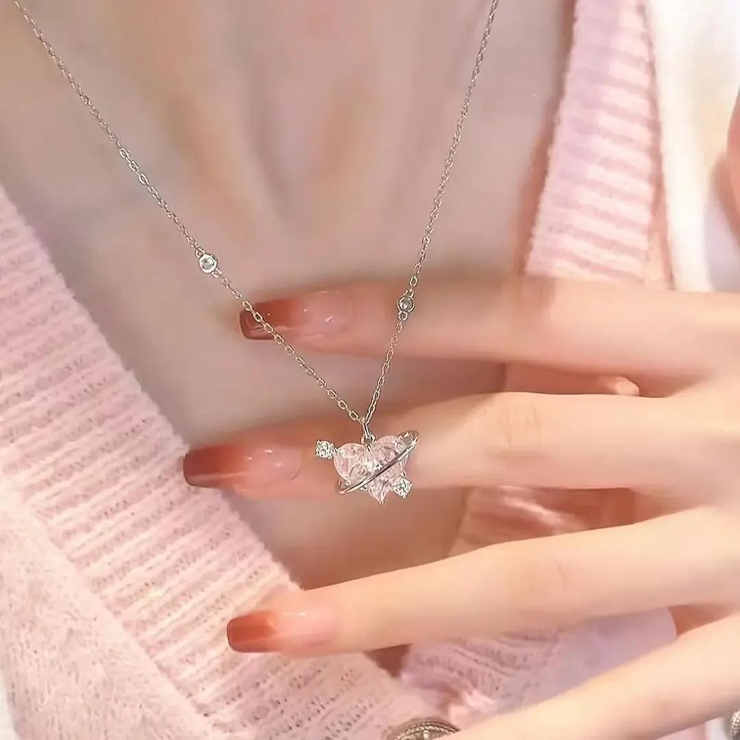 Needxo Pink Heart Crystal Pendant Necklace – Elegant Love Charm for Every Occasion