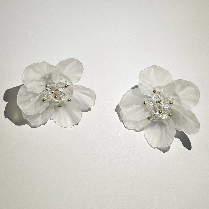 Needxo Flower Crystal Petal Earrings – Sparkle Like a Flower