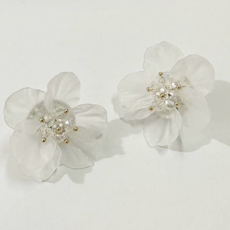 Needxo Flower Crystal Petal Earrings – Sparkle Like a Flower