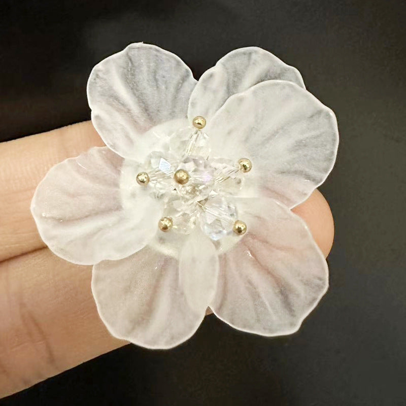 Needxo Flower Crystal Petal Earrings – Sparkle Like a Flower